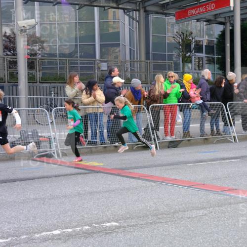 25.04.2026 - Das Zehntel Tim E. http://msf.ph/oto/9569416 25.04.2026 08:57:34 Ziel 1455, 1673, 1754, 1757, 1819, 1938, 1972, 2280, 2288, 2289, 2416, 2423, 2566, 2773, 2790, 2853, 3179, 3187, 3224, 3276, 3344, 3466, 3795, 4029 meine-sportfotos.de