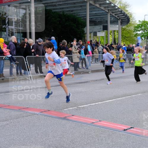 25.04.2026 - Das Zehntel Tim E. http://msf.ph/oto/9569423 25.04.2026 08:57:36 Ziel 1455, 1754, 1819, 1938, 1953, 1990, 2280, 2288, 2289, 2423, 2566, 2773, 2790, 2809, 2821, 2853, 3179, 3187, 3224, 3276, 3342, 3344, 3466, 3795, 4029 meine-sportfotos.de