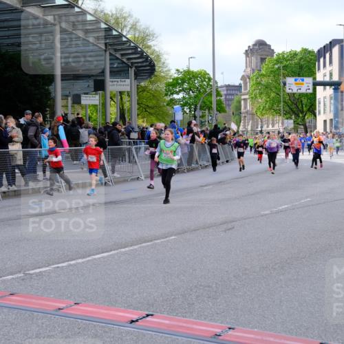 25.04.2026 - Das Zehntel Tim E. http://msf.ph/oto/9569434 25.04.2026 08:57:39 Ziel 1733, 1819, 1953, 1990, 2288, 2289, 2423, 2566, 2809, 2821, 2853, 3179, 3187, 3224, 3342, 3466, 3813, 3931, 4029 meine-sportfotos.de