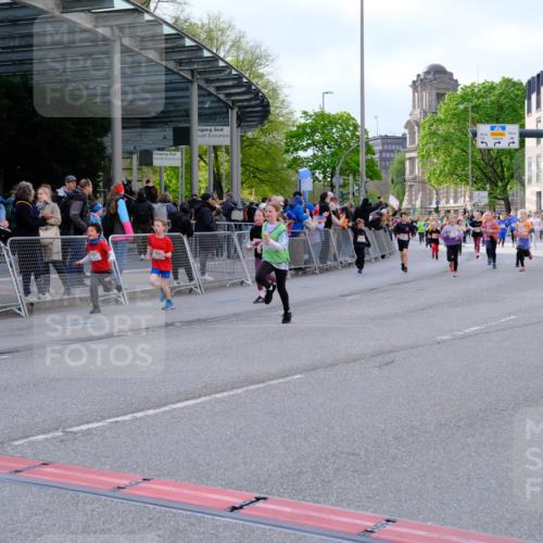 25.04.2026 - Das Zehntel Tim E. http://msf.ph/oto/9569435 25.04.2026 08:57:39 Ziel 1733, 1819, 1953, 1990, 2288, 2289, 2423, 2566, 2809, 2821, 2853, 3179, 3187, 3224, 3342, 3466, 3813, 3931, 4029 meine-sportfotos.de
