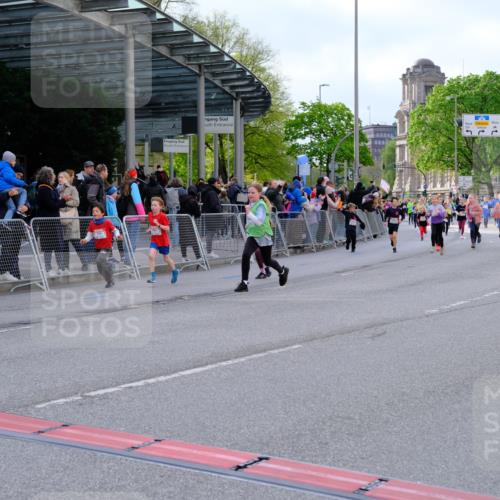 25.04.2026 - Das Zehntel Tim E. http://msf.ph/oto/9569436 25.04.2026 08:57:39 Ziel 1733, 1819, 1953, 1990, 2288, 2289, 2423, 2566, 2809, 2821, 2853, 3179, 3187, 3224, 3342, 3466, 3813, 3931, 4029 meine-sportfotos.de
