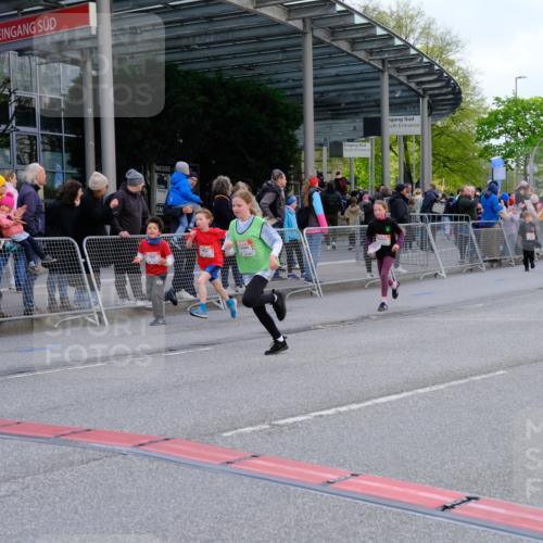 25.04.2026 - Das Zehntel Tim E. http://msf.ph/oto/9569440 25.04.2026 08:57:40 Ziel 1733, 1819, 1953, 1990, 2288, 2289, 2423, 2566, 2809, 2821, 2853, 3179, 3187, 3224, 3342, 3466, 3804, 3813, 3817, 3931, 4029 meine-sportfotos.de