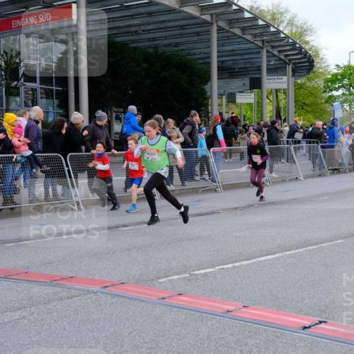 25.04.2026 - Das Zehntel Tim E. http://msf.ph/oto/9569441 25.04.2026 08:57:40 Ziel 1733, 1819, 1953, 1990, 2288, 2289, 2423, 2566, 2809, 2821, 2853, 3179, 3187, 3224, 3342, 3466, 3804, 3813, 3817, 3931, 4029 meine-sportfotos.de