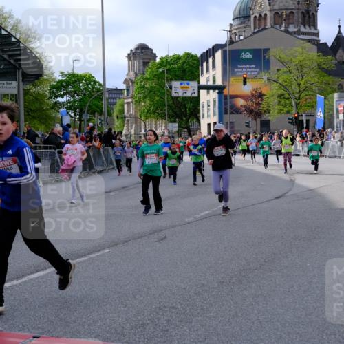 25.04.2026 - Das Zehntel Tim E. http://msf.ph/oto/9569448 25.04.2026 08:57:47 Ziel 1159, 1211, 1538, 1578, 1648, 1656, 1733, 1953, 1990, 2232, 2290, 2314, 2471, 2809, 2821, 2916, 3001, 3030, 3034, 3281, 3297, 3342, 3804, 3813, 3817, 3931 meine-sportfotos.de