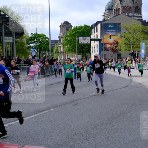 25.04.2026 - Das Zehntel Tim E. http://msf.ph/oto/9569449 25.04.2026 08:57:47 Ziel 1159, 1211, 1538, 1578, 1648, 1656, 1733, 1953, 1990, 2232, 2290, 2314, 2471, 2809, 2821, 2916, 3001, 3030, 3034, 3281, 3297, 3342, 3804, 3813, 3817, 3931 meine-sportfotos.de