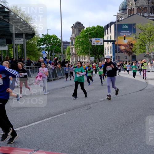 25.04.2026 - Das Zehntel Tim E. http://msf.ph/oto/9569450 25.04.2026 08:57:47 Ziel 1159, 1211, 1538, 1578, 1648, 1656, 1733, 1953, 1990, 2232, 2290, 2314, 2471, 2809, 2821, 2916, 3001, 3030, 3034, 3281, 3297, 3342, 3804, 3813, 3817, 3931 meine-sportfotos.de