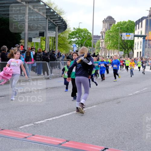 25.04.2026 - Das Zehntel Tim E. http://msf.ph/oto/9569462 25.04.2026 08:57:49 Ziel 1159, 1211, 1538, 1578, 1648, 1656, 1733, 2147, 2150, 2232, 2290, 2314, 2471, 2916, 2974, 3001, 3030, 3034, 3281, 3297, 3368, 3381, 3804, 3813, 3817, 3894, 3931 meine-sportfotos.de