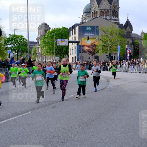 25.04.2026 - Das Zehntel Tim E. http://msf.ph/oto/9569465 25.04.2026 08:57:53 Ziel 1156, 1159, 1211, 1215, 1399, 1518, 1520, 1522, 1538, 1578, 1648, 1656, 1808, 2147, 2150, 2232, 2290, 2314, 2359, 2373, 2471, 2655, 2685, 2916, 2947, 2974, 3001, 3030, 3034, 3086, 3281, 3297, 3346, 3368, 3381, 3710, 3712, 3894 meine-sportfotos.de