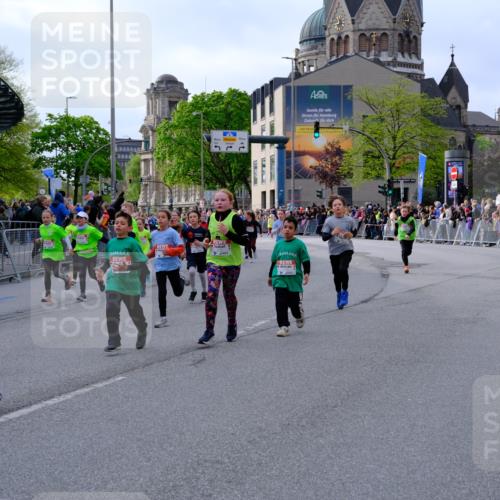 25.04.2026 - Das Zehntel Tim E. http://msf.ph/oto/9569467 25.04.2026 08:57:53 Ziel 1156, 1159, 1211, 1215, 1399, 1518, 1520, 1522, 1538, 1578, 1648, 1656, 1808, 2147, 2150, 2232, 2290, 2314, 2359, 2373, 2471, 2655, 2685, 2916, 2947, 2974, 3001, 3030, 3034, 3086, 3281, 3297, 3346, 3368, 3381, 3710, 3712, 3894 meine-sportfotos.de