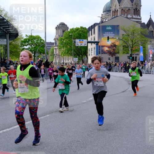 25.04.2026 - Das Zehntel Tim E. http://msf.ph/oto/9569470 25.04.2026 08:57:55 Ziel 1156, 1159, 1181, 1211, 1215, 1399, 1518, 1520, 1522, 1538, 1578, 1656, 1808, 2147, 2150, 2232, 2290, 2314, 2359, 2373, 2471, 2580, 2655, 2685, 2916, 2947, 2974, 3067, 3086, 3281, 3297, 3346, 3368, 3381, 3710, 3712, 3894 meine-sportfotos.de