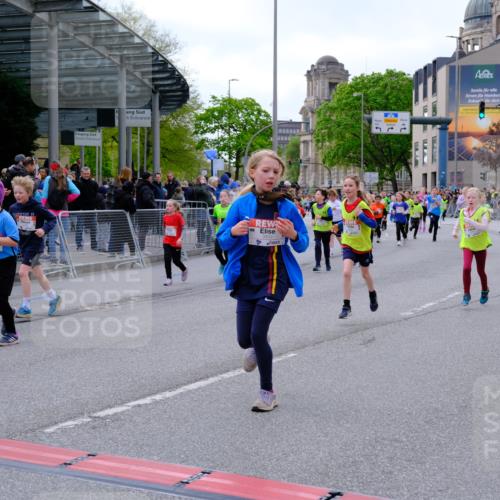 25.04.2026 - Das Zehntel Tim E. http://msf.ph/oto/9569487 25.04.2026 08:58:08 Ziel 1019, 1029, 1046, 1144, 1276, 1512, 1543, 1552, 1672, 1964, 2426, 2447, 2476, 2561, 2861, 2976, 2992, 3166, 3200, 3353, 3455, 3687, 3911, 3942, 3943 meine-sportfotos.de