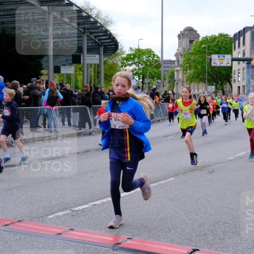 25.04.2026 - Das Zehntel Tim E. http://msf.ph/oto/9569490 25.04.2026 08:58:09 Ziel 1019, 1029, 1046, 1144, 1163, 1276, 1402, 1512, 1543, 1552, 1672, 1964, 2030, 2035, 2426, 2447, 2476, 2861, 2976, 2992, 3166, 3200, 3257, 3353, 3455, 3507, 3687, 3911, 3942, 3943 meine-sportfotos.de
