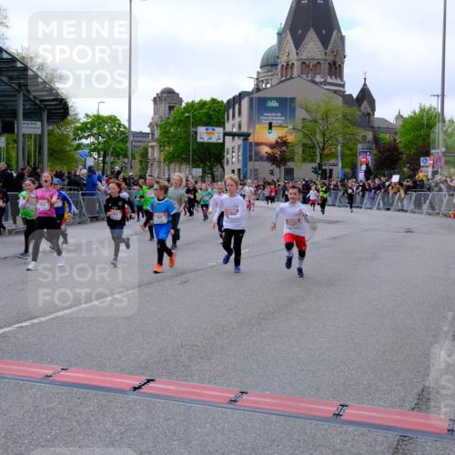 25.04.2026 - Das Zehntel Tim E. http://msf.ph/oto/9569532 25.04.2026 08:58:19 Ziel 1163, 1402, 1404, 1512, 1601, 1672, 1755, 1756, 1839, 1892, 1894, 1964, 1966, 1970, 1994, 2007, 2014, 2027, 2030, 2033, 2035, 2111, 2330, 2553, 2856, 2866, 2867, 2976, 2986, 2992, 3084, 3095, 3158, 3257, 3278, 3326, 3355, 3361, 3467, 3479, 3486, 3503, 3507, 3538, 3725, 3918, 3928, 3943, 3965 meine-sportfotos.de