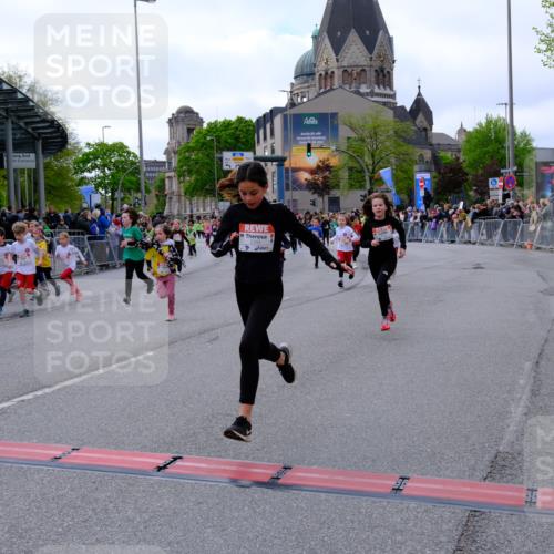 25.04.2026 - Das Zehntel Tim E. http://msf.ph/oto/9569562 25.04.2026 08:58:26 Ziel 1162, 1165, 1600, 1601, 1605, 1619, 1626, 1630, 1756, 1970, 2007, 2027, 2033, 2093, 2111, 2331, 2337, 2345, 2385, 2441, 2465, 2553, 2714, 2838, 2854, 2856, 2863, 2866, 2885, 2887, 3084, 3095, 3158, 3278, 3326, 3376, 3467, 3486, 3503, 3518, 3528, 3538, 3565, 3702, 3918, 3928, 3955 meine-sportfotos.de