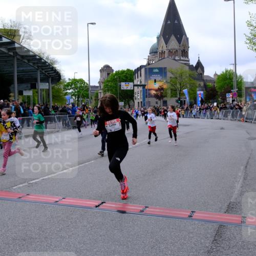 25.04.2026 - Das Zehntel Tim E. http://msf.ph/oto/9569567 25.04.2026 08:58:27 Ziel 1162, 1165, 1600, 1601, 1605, 1619, 1626, 1630, 1970, 2007, 2027, 2033, 2093, 2331, 2337, 2345, 2385, 2441, 2465, 2553, 2582, 2714, 2838, 2854, 2856, 2863, 2866, 2885, 2887, 3084, 3095, 3158, 3278, 3326, 3376, 3467, 3486, 3503, 3518, 3528, 3538, 3565, 3702, 3918, 3928, 3955 meine-sportfotos.de