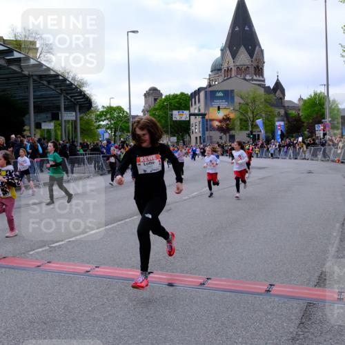 25.04.2026 - Das Zehntel Tim E. http://msf.ph/oto/9569568 25.04.2026 08:58:27 Ziel 1162, 1165, 1600, 1601, 1605, 1619, 1626, 1630, 1970, 2007, 2027, 2033, 2093, 2331, 2337, 2345, 2385, 2441, 2465, 2553, 2582, 2714, 2838, 2854, 2856, 2863, 2866, 2885, 2887, 3084, 3095, 3158, 3278, 3326, 3376, 3467, 3486, 3503, 3518, 3528, 3538, 3565, 3702, 3918, 3928, 3955 meine-sportfotos.de
