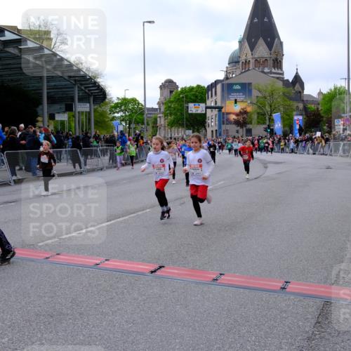 25.04.2026 - Das Zehntel Tim E. http://msf.ph/oto/9569572 25.04.2026 08:58:28 Ziel 1162, 1165, 1600, 1601, 1605, 1619, 1626, 1630, 1970, 2007, 2027, 2033, 2093, 2331, 2337, 2345, 2385, 2441, 2465, 2553, 2582, 2714, 2838, 2854, 2856, 2863, 2866, 2885, 2887, 3084, 3095, 3158, 3326, 3376, 3486, 3518, 3528, 3538, 3565, 3702, 3900, 3955 meine-sportfotos.de