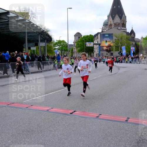 25.04.2026 - Das Zehntel Tim E. http://msf.ph/oto/9569574 25.04.2026 08:58:29 Ziel 1162, 1165, 1600, 1601, 1605, 1619, 1626, 1630, 1670, 2007, 2027, 2033, 2093, 2331, 2337, 2345, 2385, 2441, 2465, 2582, 2714, 2838, 2854, 2856, 2863, 2866, 2885, 2887, 3084, 3095, 3143, 3157, 3158, 3326, 3376, 3518, 3528, 3565, 3702, 3900, 3955 meine-sportfotos.de