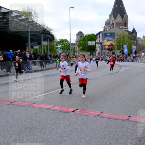 25.04.2026 - Das Zehntel Tim E. http://msf.ph/oto/9569575 25.04.2026 08:58:29 Ziel 1162, 1165, 1600, 1601, 1605, 1619, 1626, 1630, 1670, 2007, 2027, 2033, 2093, 2331, 2337, 2345, 2385, 2441, 2465, 2582, 2714, 2838, 2854, 2856, 2863, 2866, 2885, 2887, 3084, 3095, 3143, 3157, 3158, 3326, 3376, 3518, 3528, 3565, 3702, 3900, 3955 meine-sportfotos.de