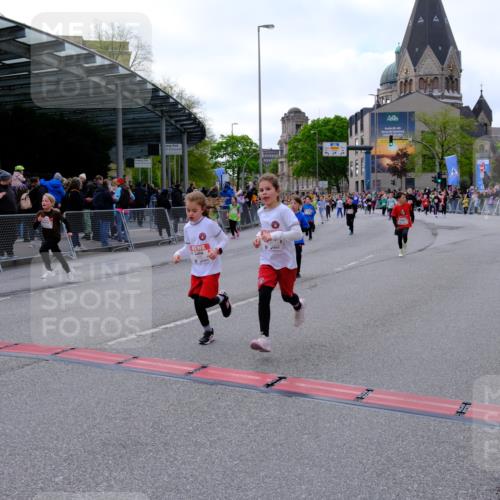 25.04.2026 - Das Zehntel Tim E. http://msf.ph/oto/9569577 25.04.2026 08:58:29 Ziel 1162, 1165, 1600, 1601, 1605, 1619, 1626, 1630, 1670, 2007, 2027, 2033, 2093, 2331, 2337, 2345, 2385, 2441, 2465, 2582, 2714, 2838, 2854, 2856, 2863, 2866, 2885, 2887, 3084, 3095, 3143, 3157, 3158, 3326, 3376, 3518, 3528, 3565, 3702, 3900, 3955 meine-sportfotos.de