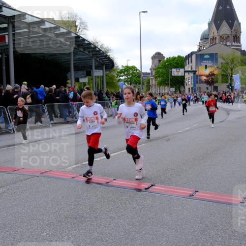 25.04.2026 - Das Zehntel Tim E. http://msf.ph/oto/9569579 25.04.2026 08:58:29 Ziel 1162, 1165, 1600, 1601, 1605, 1619, 1626, 1630, 1670, 2007, 2027, 2033, 2093, 2331, 2337, 2345, 2385, 2441, 2465, 2582, 2714, 2838, 2854, 2856, 2863, 2866, 2885, 2887, 3084, 3095, 3143, 3157, 3158, 3326, 3376, 3518, 3528, 3565, 3702, 3900, 3955 meine-sportfotos.de