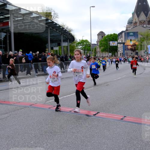 25.04.2026 - Das Zehntel Tim E. http://msf.ph/oto/9569580 25.04.2026 08:58:29 Ziel 1162, 1165, 1600, 1601, 1605, 1619, 1626, 1630, 1670, 2007, 2027, 2033, 2093, 2331, 2337, 2345, 2385, 2441, 2465, 2582, 2714, 2838, 2854, 2856, 2863, 2866, 2885, 2887, 3084, 3095, 3143, 3157, 3158, 3326, 3376, 3518, 3528, 3565, 3702, 3900, 3955 meine-sportfotos.de