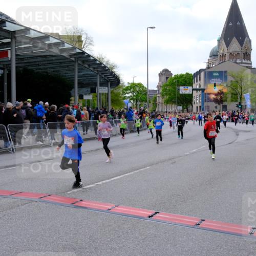 25.04.2026 - Das Zehntel Tim E. http://msf.ph/oto/9569583 25.04.2026 08:58:30 Ziel 1162, 1165, 1600, 1605, 1619, 1626, 1630, 1670, 2007, 2027, 2093, 2331, 2337, 2345, 2385, 2441, 2465, 2582, 2714, 2838, 2854, 2856, 2863, 2866, 2885, 2887, 2927, 3143, 3157, 3158, 3326, 3376, 3518, 3528, 3565, 3702, 3900, 3955 meine-sportfotos.de