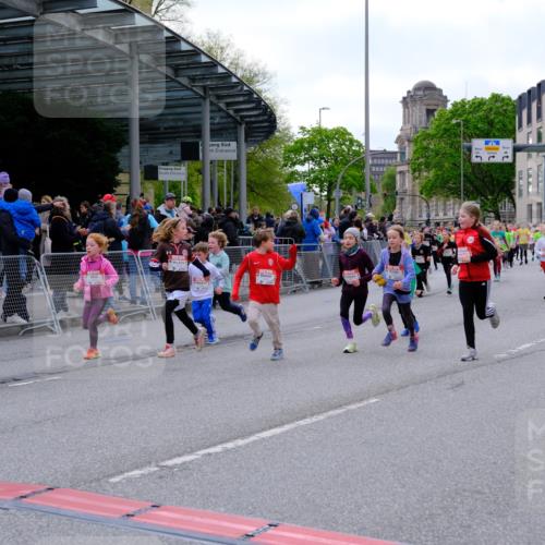 25.04.2026 - Das Zehntel Tim E. http://msf.ph/oto/9569613 25.04.2026 08:58:39 Ziel 1071, 1096, 1158, 1177, 1409, 1421, 1422, 1487, 1494, 1544, 1670, 1940, 2252, 2255, 2349, 2410, 2582, 2927, 3143, 3157, 3350, 3357, 3378, 3383, 3403, 3412, 3422, 3438, 3443, 3748, 3751, 3752, 3900, 3913, 4066 meine-sportfotos.de