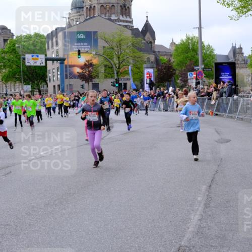 25.04.2026 - Das Zehntel Tim E. http://msf.ph/oto/9569633 25.04.2026 08:58:44 Ziel 1071, 1096, 1158, 1177, 1361, 1409, 1421, 1422, 1475, 1487, 1494, 1507, 1508, 1544, 1660, 1694, 1845, 1849, 1908, 1940, 1995, 2252, 2255, 2333, 2349, 2410, 2419, 2792, 2830, 2915, 3350, 3357, 3378, 3383, 3403, 3412, 3422, 3438, 3443, 3661, 3717, 3748, 3751, 3752, 3800, 3856, 3913, 4066 meine-sportfotos.de