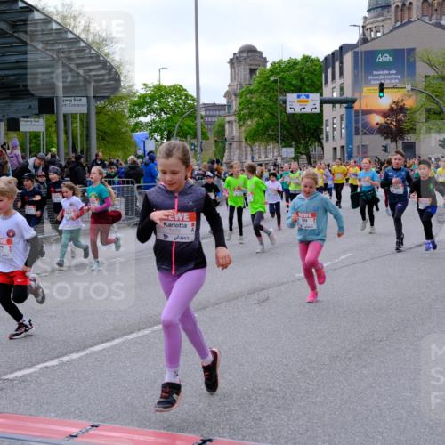 25.04.2026 - Das Zehntel Tim E. http://msf.ph/oto/9569643 25.04.2026 08:58:45 Ziel 1096, 1177, 1361, 1409, 1422, 1467, 1475, 1487, 1494, 1507, 1508, 1544, 1660, 1694, 1845, 1849, 1908, 1940, 1995, 2252, 2255, 2333, 2349, 2410, 2419, 2433, 2744, 2792, 2830, 2915, 2955, 3350, 3357, 3378, 3383, 3403, 3412, 3422, 3438, 3492, 3661, 3679, 3717, 3748, 3751, 3752, 3800, 3856, 3913, 4066 meine-sportfotos.de