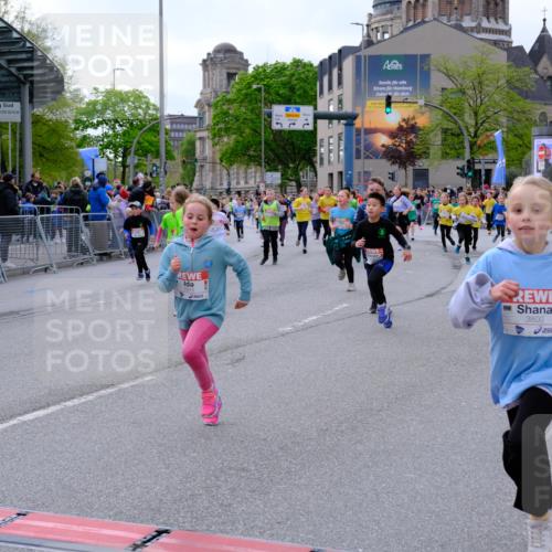 25.04.2026 - Das Zehntel Tim E. http://msf.ph/oto/9569645 25.04.2026 08:58:46 Ziel 1096, 1177, 1361, 1467, 1475, 1487, 1494, 1507, 1508, 1544, 1660, 1694, 1845, 1849, 1908, 1940, 1995, 2252, 2255, 2333, 2349, 2419, 2433, 2539, 2744, 2792, 2830, 2915, 2952, 2955, 3357, 3378, 3403, 3412, 3422, 3438, 3492, 3661, 3679, 3717, 3748, 3751, 3800, 3856, 3913, 4066 meine-sportfotos.de