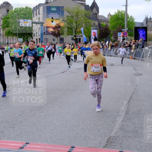 25.04.2026 - Das Zehntel Tim E. http://msf.ph/oto/9569648 25.04.2026 08:58:47 Ziel 1096, 1177, 1361, 1467, 1475, 1487, 1494, 1507, 1508, 1547, 1549, 1660, 1694, 1845, 1849, 1908, 1940, 1995, 2022, 2099, 2252, 2255, 2333, 2349, 2419, 2433, 2539, 2744, 2771, 2775, 2792, 2803, 2830, 2915, 2952, 2955, 2961, 3357, 3403, 3412, 3422, 3438, 3492, 3661, 3679, 3717, 3748, 3751, 3800, 3856, 3913, 4066 meine-sportfotos.de