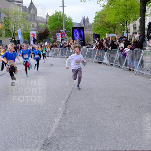 25.04.2026 - Das Zehntel Tim E. http://msf.ph/oto/9569656 25.04.2026 08:58:49 Ziel 1096, 1129, 1177, 1361, 1467, 1475, 1507, 1508, 1547, 1549, 1660, 1694, 1845, 1849, 1908, 1940, 1995, 2006, 2022, 2099, 2333, 2349, 2419, 2433, 2467, 2488, 2498, 2539, 2744, 2771, 2775, 2792, 2803, 2830, 2915, 2952, 2955, 2961, 3404, 3418, 3427, 3438, 3492, 3661, 3679, 3717, 3800, 3856, 3897, 3913, 4066 meine-sportfotos.de