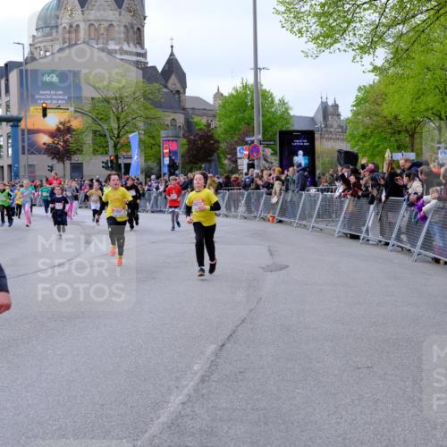 25.04.2026 - Das Zehntel Tim E. http://msf.ph/oto/9569672 25.04.2026 08:58:53 Ziel 1129, 1178, 1361, 1423, 1467, 1507, 1508, 1547, 1549, 1660, 1694, 1829, 1845, 1849, 1908, 1995, 2006, 2022, 2041, 2099, 2433, 2437, 2467, 2488, 2498, 2539, 2732, 2744, 2750, 2771, 2775, 2792, 2803, 2830, 2915, 2952, 2955, 2961, 3108, 3113, 3174, 3208, 3404, 3418, 3427, 3492, 3661, 3679, 3717, 3800, 3856, 3883, 3897 meine-sportfotos.de