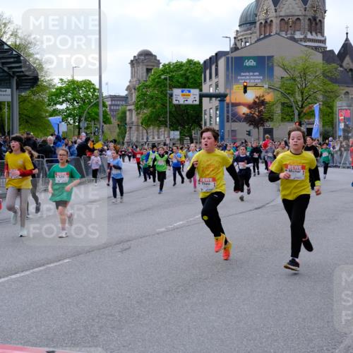 25.04.2026 - Das Zehntel Tim E. http://msf.ph/oto/9569682 25.04.2026 08:58:55 Ziel 1129, 1142, 1178, 1251, 1361, 1377, 1423, 1467, 1507, 1508, 1547, 1549, 1660, 1829, 1845, 1849, 1908, 1995, 2006, 2022, 2041, 2099, 2433, 2437, 2445, 2467, 2488, 2498, 2507, 2539, 2683, 2732, 2744, 2750, 2771, 2775, 2803, 2952, 2955, 2961, 3108, 3113, 3174, 3208, 3404, 3418, 3427, 3492, 3661, 3679, 3713, 3720, 3856, 3883, 3897, 3912, 3937 meine-sportfotos.de