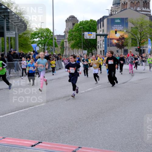 25.04.2026 - Das Zehntel Tim E. http://msf.ph/oto/9569684 25.04.2026 08:58:57 Ziel 1129, 1142, 1178, 1251, 1377, 1423, 1467, 1547, 1549, 1597, 1829, 2006, 2022, 2041, 2099, 2347, 2433, 2437, 2445, 2467, 2488, 2498, 2507, 2539, 2652, 2683, 2732, 2744, 2750, 2771, 2775, 2803, 2952, 2955, 2961, 3108, 3113, 3174, 3208, 3404, 3418, 3427, 3492, 3511, 3679, 3713, 3720, 3883, 3897, 3912, 3937 meine-sportfotos.de