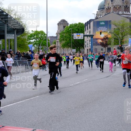 25.04.2026 - Das Zehntel Tim E. http://msf.ph/oto/9569695 25.04.2026 08:58:59 Ziel 1129, 1142, 1178, 1251, 1377, 1423, 1547, 1549, 1597, 1829, 2006, 2022, 2041, 2048, 2099, 2347, 2437, 2445, 2467, 2488, 2498, 2507, 2509, 2511, 2652, 2683, 2721, 2732, 2750, 2771, 2775, 2803, 2961, 3108, 3113, 3174, 3208, 3404, 3418, 3427, 3511, 3541, 3622, 3626, 3693, 3713, 3720, 3883, 3897, 3912, 3937 meine-sportfotos.de