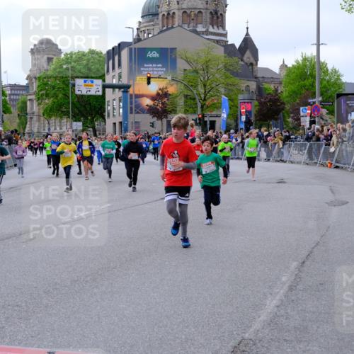 25.04.2026 - Das Zehntel Tim E. http://msf.ph/oto/9569697 25.04.2026 08:58:59 Ziel 1129, 1142, 1178, 1251, 1377, 1423, 1547, 1549, 1597, 1829, 2006, 2022, 2041, 2048, 2099, 2347, 2437, 2445, 2467, 2488, 2498, 2507, 2509, 2511, 2652, 2683, 2721, 2732, 2750, 2771, 2775, 2803, 2961, 3108, 3113, 3174, 3208, 3404, 3418, 3427, 3511, 3541, 3622, 3626, 3693, 3713, 3720, 3883, 3897, 3912, 3937 meine-sportfotos.de