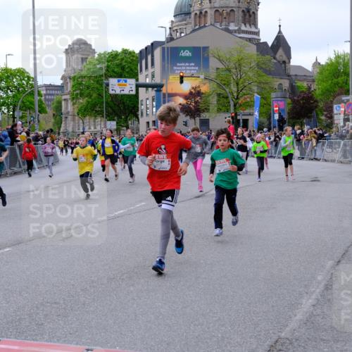 25.04.2026 - Das Zehntel Tim E. http://msf.ph/oto/9569702 25.04.2026 08:59:00 Ziel 1129, 1142, 1178, 1251, 1377, 1423, 1505, 1510, 1586, 1597, 1829, 1948, 1955, 2006, 2041, 2048, 2347, 2437, 2445, 2467, 2488, 2498, 2507, 2509, 2511, 2652, 2683, 2721, 2732, 2750, 2823, 3108, 3113, 3174, 3208, 3404, 3418, 3427, 3511, 3541, 3622, 3626, 3693, 3713, 3720, 3883, 3897, 3912, 3937 meine-sportfotos.de