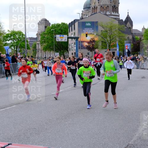 25.04.2026 - Das Zehntel Tim E. http://msf.ph/oto/9569725 25.04.2026 08:59:04 Ziel 1142, 1251, 1377, 1505, 1510, 1513, 1586, 1597, 1829, 1948, 1955, 1992, 2012, 2048, 2132, 2136, 2347, 2437, 2445, 2507, 2509, 2511, 2617, 2652, 2683, 2717, 2721, 2823, 3092, 3098, 3174, 3208, 3511, 3541, 3622, 3626, 3693, 3696, 3713, 3720, 3912, 3937 meine-sportfotos.de