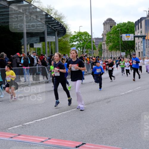 25.04.2026 - Das Zehntel Tim E. http://msf.ph/oto/9569736 25.04.2026 08:59:06 Ziel 1142, 1251, 1377, 1505, 1510, 1513, 1586, 1596, 1597, 1948, 1955, 1992, 2012, 2048, 2132, 2136, 2151, 2347, 2445, 2507, 2509, 2511, 2617, 2652, 2683, 2717, 2721, 2823, 3092, 3098, 3511, 3541, 3622, 3626, 3693, 3696, 3713, 3720, 3839, 3841, 3912, 3937 meine-sportfotos.de