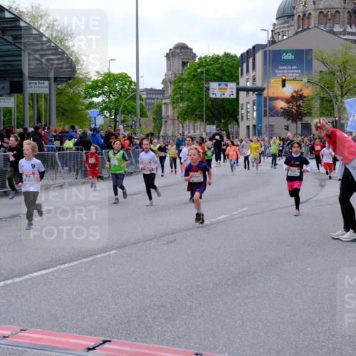 25.04.2026 - Das Zehntel Tim E. http://msf.ph/oto/9569758 25.04.2026 08:59:10 Ziel 1066, 1074, 1091, 1093, 1401, 1457, 1505, 1510, 1513, 1586, 1596, 1778, 1802, 1948, 1955, 1992, 2012, 2048, 2132, 2136, 2151, 2509, 2511, 2617, 2717, 2721, 2823, 3092, 3098, 3115, 3508, 3523, 3541, 3571, 3622, 3626, 3693, 3696, 3839, 3841 meine-sportfotos.de