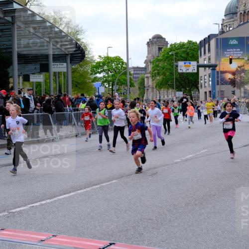 25.04.2026 - Das Zehntel Tim E. http://msf.ph/oto/9569762 25.04.2026 08:59:11 Ziel 1066, 1074, 1091, 1093, 1401, 1457, 1505, 1510, 1513, 1586, 1596, 1778, 1802, 1948, 1955, 1992, 2012, 2132, 2136, 2151, 2509, 2511, 2617, 2717, 2823, 2844, 3092, 3098, 3115, 3508, 3523, 3571, 3693, 3696, 3839, 3841, 3927, 3948 meine-sportfotos.de