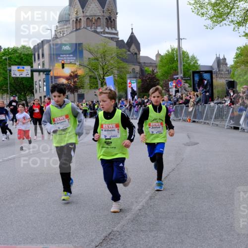 25.04.2026 - Das Zehntel Tim E. http://msf.ph/oto/9569774 25.04.2026 08:59:13 Ziel 1066, 1074, 1091, 1093, 1100, 1278, 1283, 1291, 1401, 1457, 1513, 1596, 1778, 1802, 1992, 2012, 2059, 2132, 2136, 2151, 2617, 2622, 2635, 2717, 2844, 3092, 3098, 3115, 3508, 3523, 3571, 3696, 3839, 3841, 3927, 3948, 3989 meine-sportfotos.de