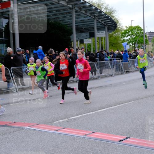 25.04.2026 - Das Zehntel Tim E. http://msf.ph/oto/9569784 25.04.2026 08:59:17 Ziel 1066, 1074, 1091, 1093, 1100, 1278, 1283, 1291, 1382, 1401, 1457, 1596, 1612, 1778, 1802, 2059, 2151, 2622, 2635, 2844, 3115, 3191, 3207, 3245, 3508, 3523, 3571, 3839, 3841, 3927, 3948, 3989 meine-sportfotos.de
