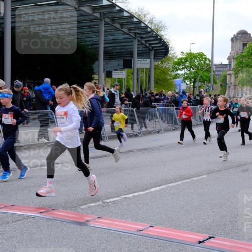 25.04.2026 - Das Zehntel Tim E. http://msf.ph/oto/9569801 25.04.2026 08:59:23 Ziel 1083, 1100, 1278, 1283, 1291, 1344, 1382, 1385, 1464, 1595, 1612, 2059, 2200, 2383, 2622, 2635, 2709, 2719, 2844, 2982, 3124, 3125, 3191, 3207, 3245, 3343, 3351, 3391, 3476, 3899, 3927, 3948, 3989 meine-sportfotos.de