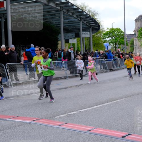 25.04.2026 - Das Zehntel Tim E. http://msf.ph/oto/9569830 25.04.2026 08:59:31 Ziel 1039, 1051, 1083, 1143, 1332, 1334, 1344, 1385, 1395, 1458, 1463, 1664, 1720, 2192, 2200, 2376, 2383, 2585, 2592, 2709, 2719, 2982, 3079, 3085, 3124, 3125, 3272, 3282, 3291, 3296, 3343, 3351, 3391, 3899, 3945, 4005 meine-sportfotos.de