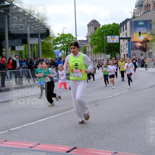 25.04.2026 - Das Zehntel Tim E. http://msf.ph/oto/9569859 25.04.2026 08:59:37 Ziel 1039, 1051, 1067, 1146, 1332, 1334, 1364, 1395, 1458, 1463, 1664, 1720, 1779, 2015, 2023, 2192, 2376, 2425, 2458, 2460, 2585, 2592, 3079, 3085, 3272, 3282, 3290, 3291, 3296, 3377, 3387, 3470, 3493, 3857, 3945, 3962, 4005 meine-sportfotos.de