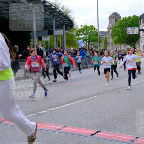25.04.2026 - Das Zehntel Tim E. http://msf.ph/oto/9569862 25.04.2026 08:59:38 Ziel 1039, 1051, 1067, 1119, 1146, 1157, 1332, 1334, 1364, 1395, 1458, 1463, 1664, 1720, 1779, 1971, 2015, 2023, 2192, 2425, 2458, 2460, 2585, 2592, 3079, 3085, 3272, 3282, 3290, 3291, 3296, 3377, 3387, 3470, 3493, 3857, 3945, 3962, 4005 meine-sportfotos.de