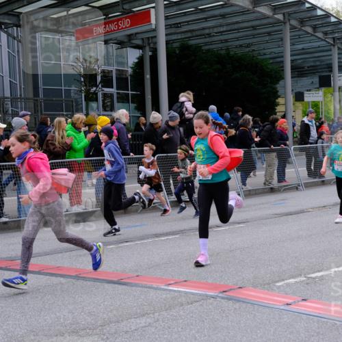 25.04.2026 - Das Zehntel Tim E. http://msf.ph/oto/9569869 25.04.2026 08:59:39 Ziel 1067, 1119, 1146, 1157, 1364, 1395, 1458, 1463, 1664, 1720, 1779, 1971, 2015, 2023, 2192, 2379, 2425, 2458, 2460, 2585, 2592, 3079, 3085, 3272, 3282, 3290, 3291, 3296, 3377, 3387, 3436, 3470, 3493, 3857, 3945, 3962, 4005 meine-sportfotos.de